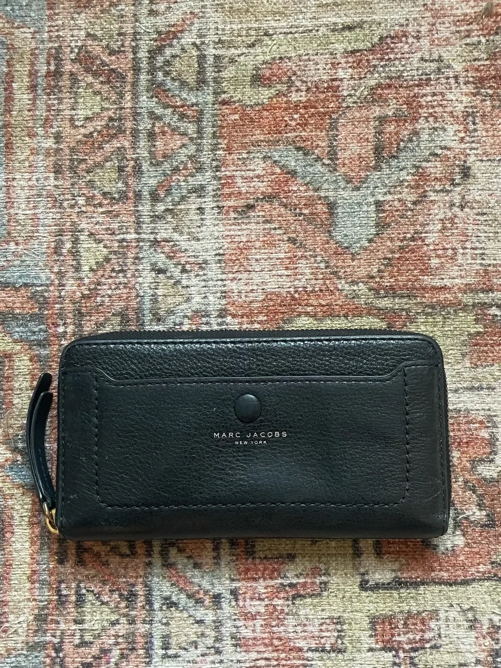 Marc Jacobs Black Leather Zip Wallet